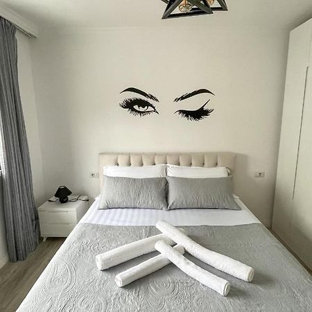 Centre View Apartment 티라나 외부 사진