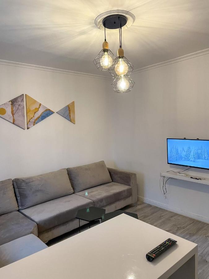 Centre View Apartment 티라나 외부 사진