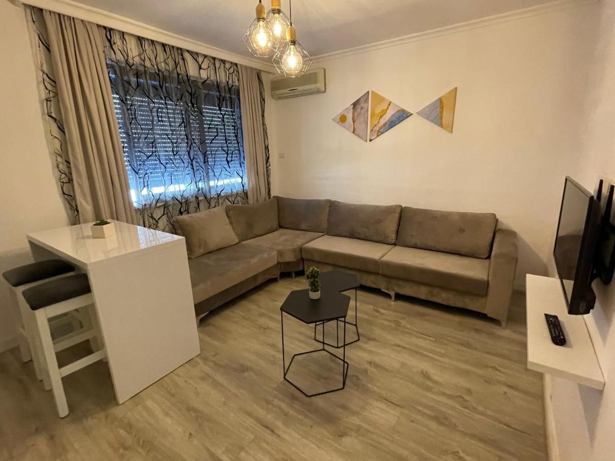Centre View Apartment 티라나 외부 사진