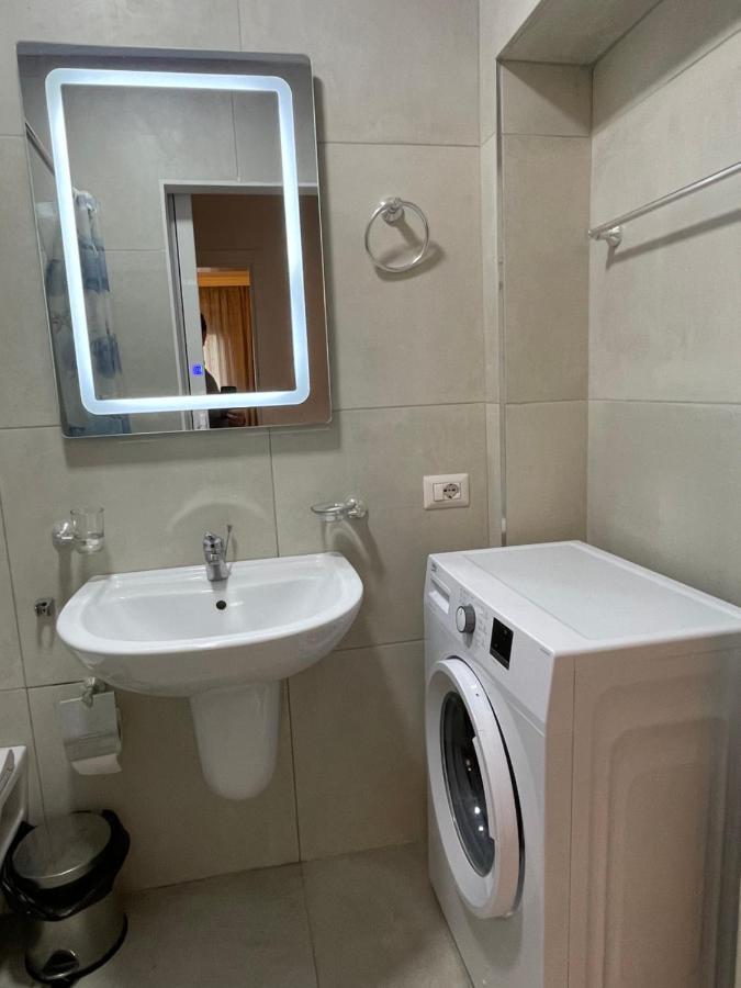 Centre View Apartment 티라나 외부 사진